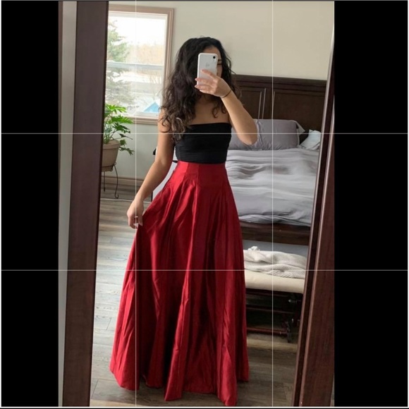 Red Satin Skirt - Picture 1 of 6